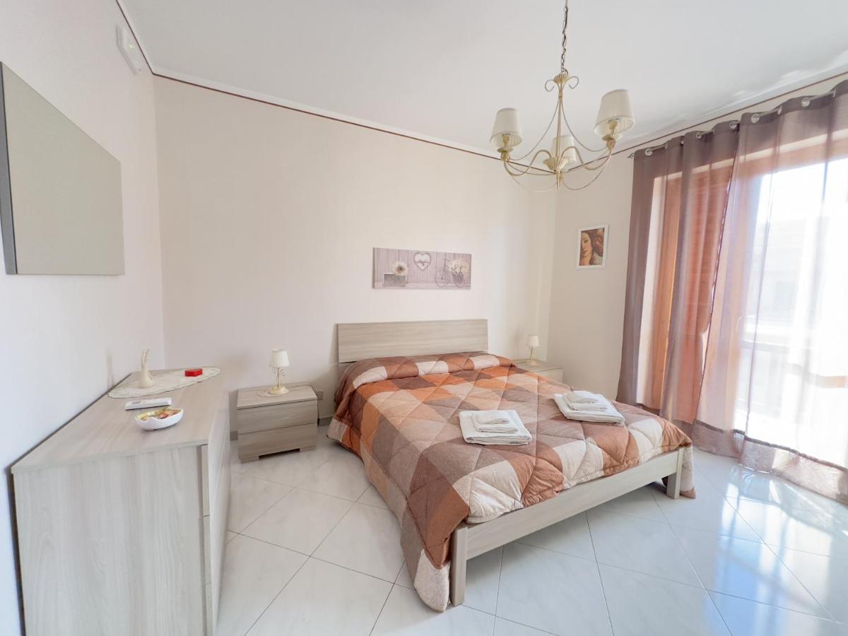 La Pigna Delle Aci Apartment Acireale Luaran gambar