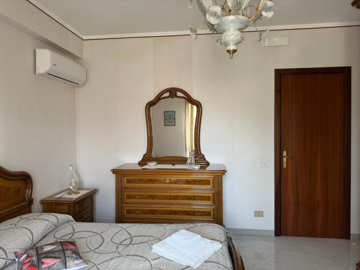 La Pigna Delle Aci Apartment Acireale Luaran gambar